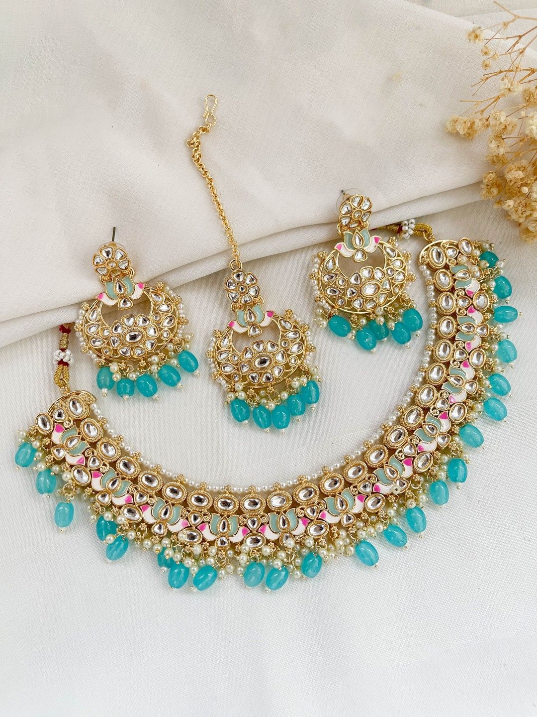 Ishhaara Blue Meenakari Lotus Shaped Kundan Necklace
