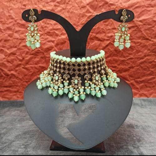 Ishhaara Reverse Ad Choker And Earring Set