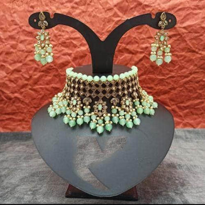 Ishhaara Reverse Ad Choker And Earring Set