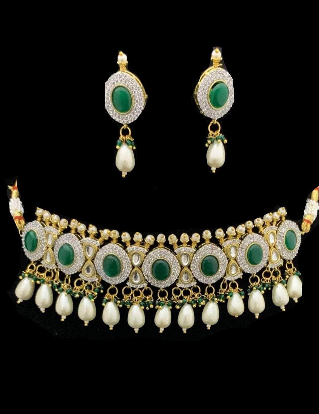 Ishhaara Round Shaped Kundan Choker