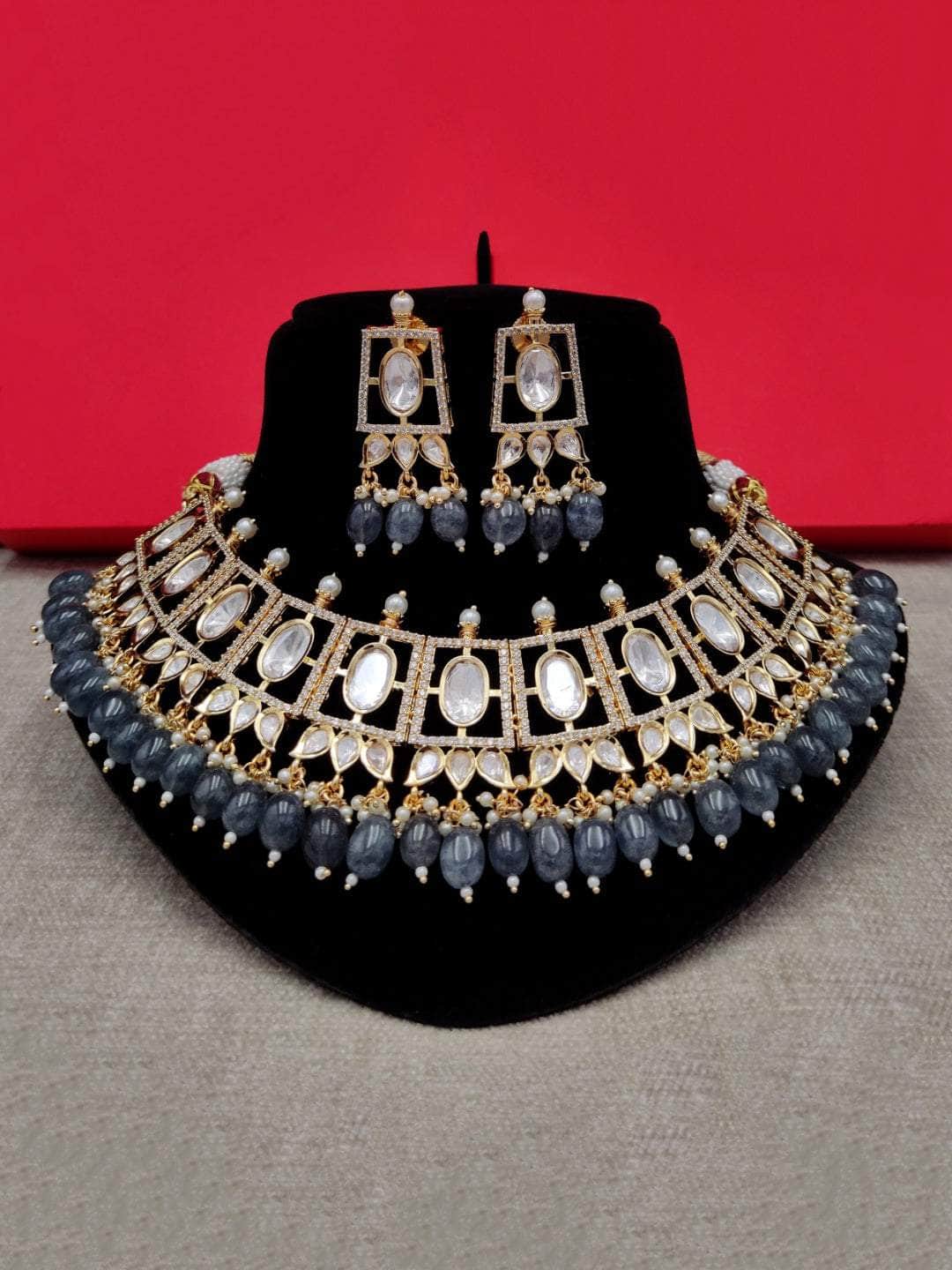 Ishhaara Blue Royal Kundan Pearl Necklace
