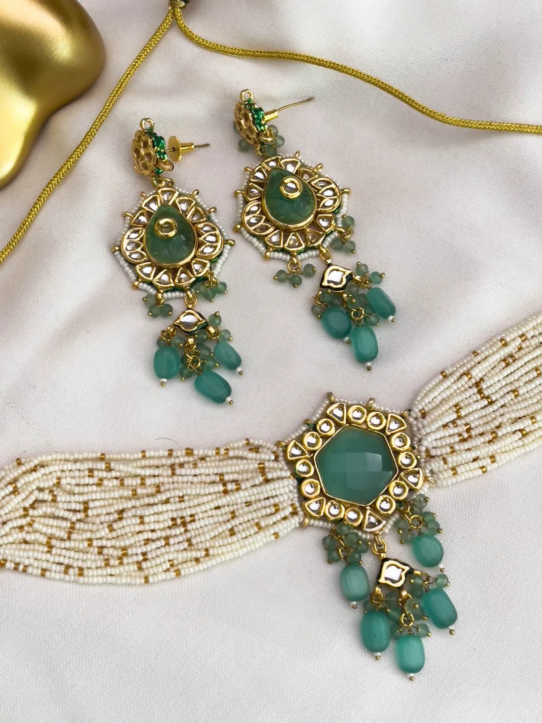 Ishhaara Blue Semi Precious Stone Choker Set