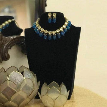 Ishhaara Blue Simple Kundan Colored Beads Necklace And Earring Set