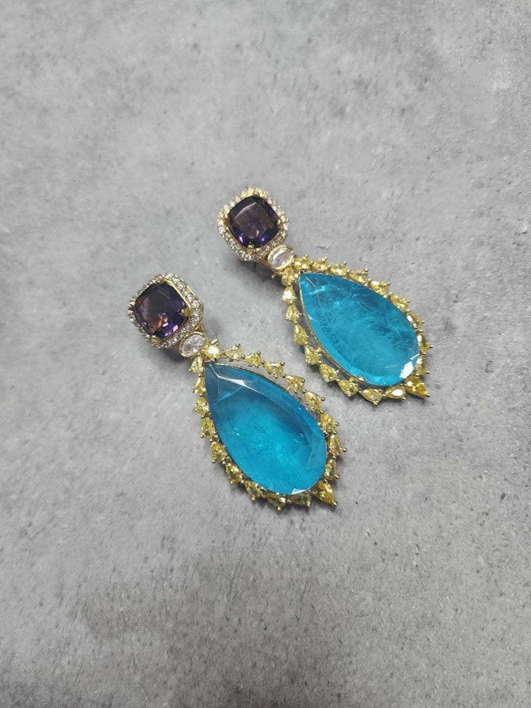 Ishhaara Teardrop Earrings