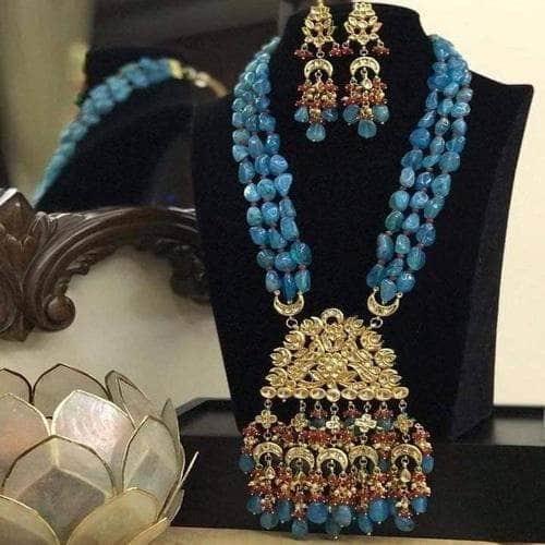 Ishhaara Triangular Center Patch Necklace