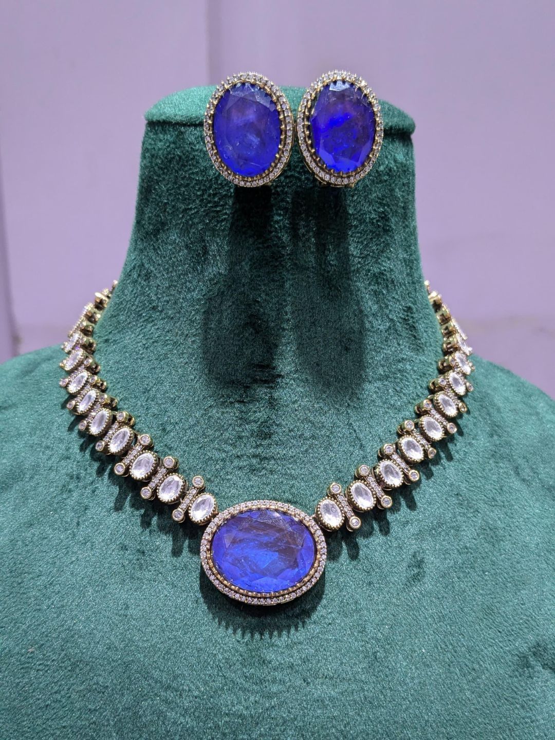 Ishhaara Blue Victorian Doublet Stone Studded Choker Necklace