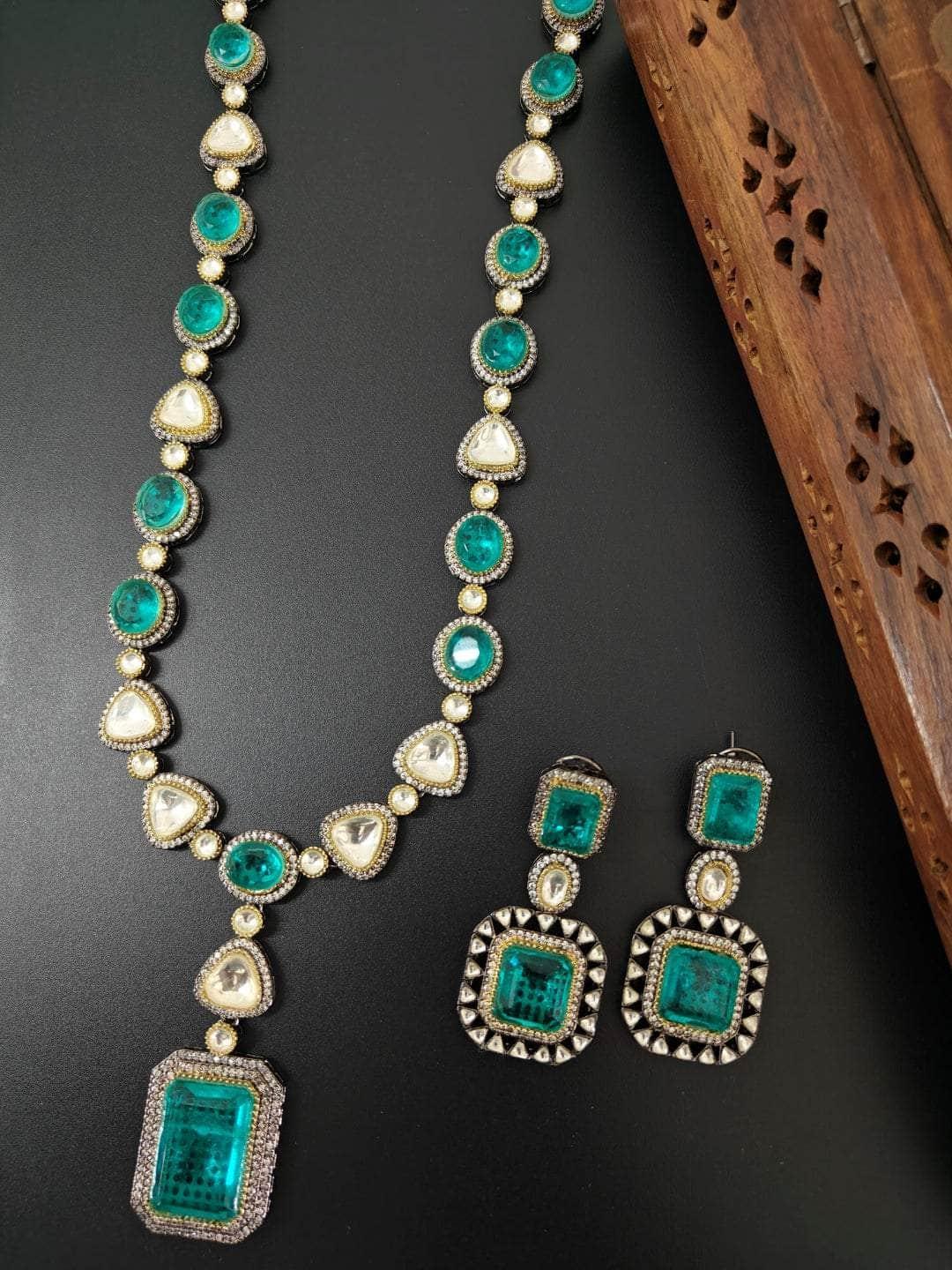 Ishhaara Blue Victorian Finish Beautiful Stone Necklace Set