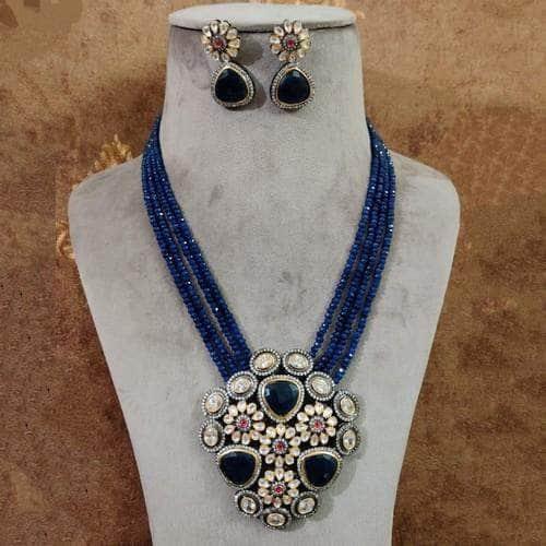 Ishhaara Victorian Precious Pendant Necklace Set