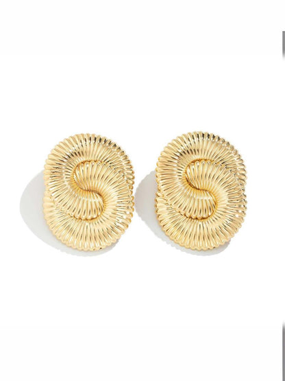 Ishhaara Bold Twisted Earrings