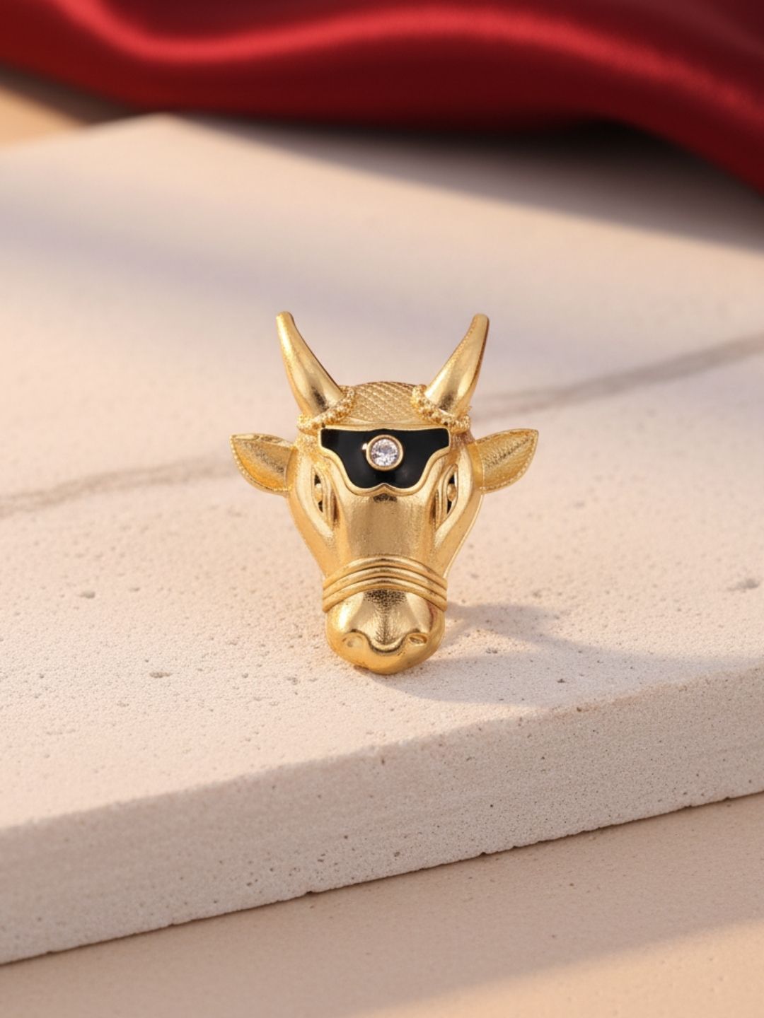 Ishhaara Brass Bull Head Enamel Brooch