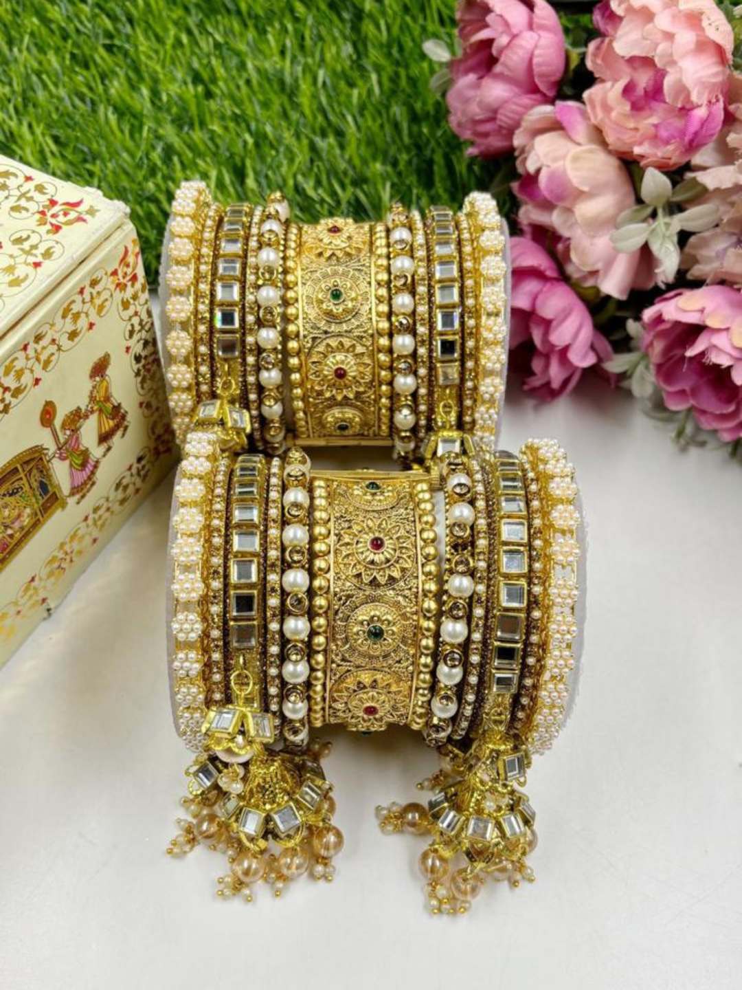 Ishhaara Bridal Rajwadi Bangle Set With Jhumki