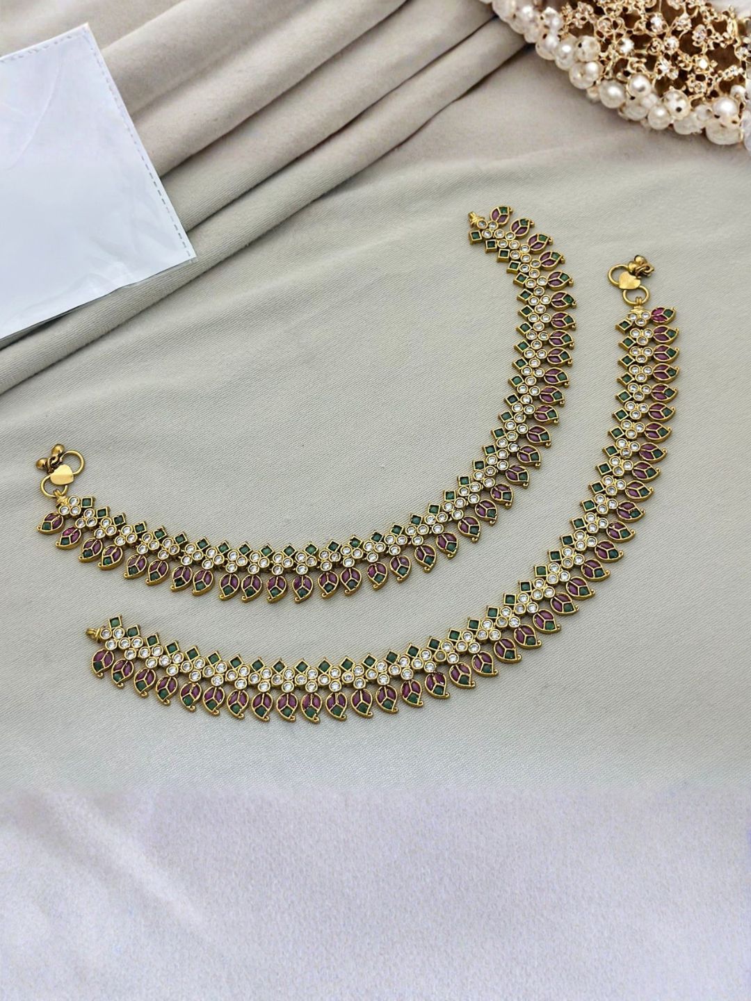 Ishhaara Bridal Stone Anklets