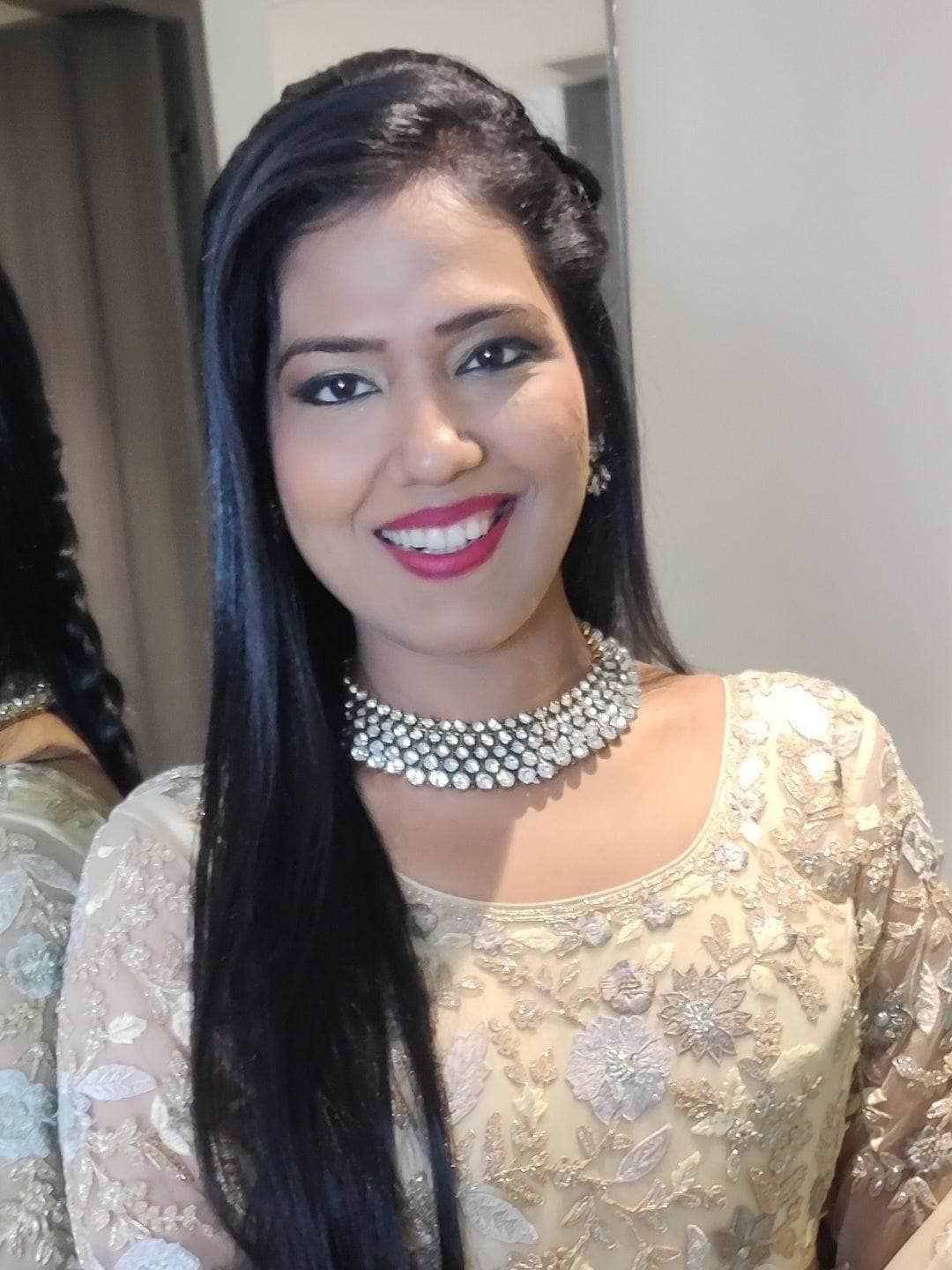 Ishhaara Brides In Diamond Choker With Earring - Gold
