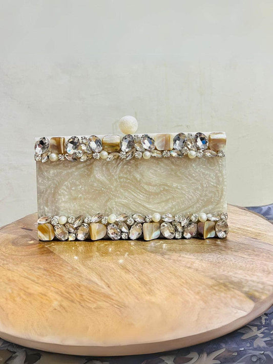 Ishhaara Brown Resin Ladies Clutch Bag