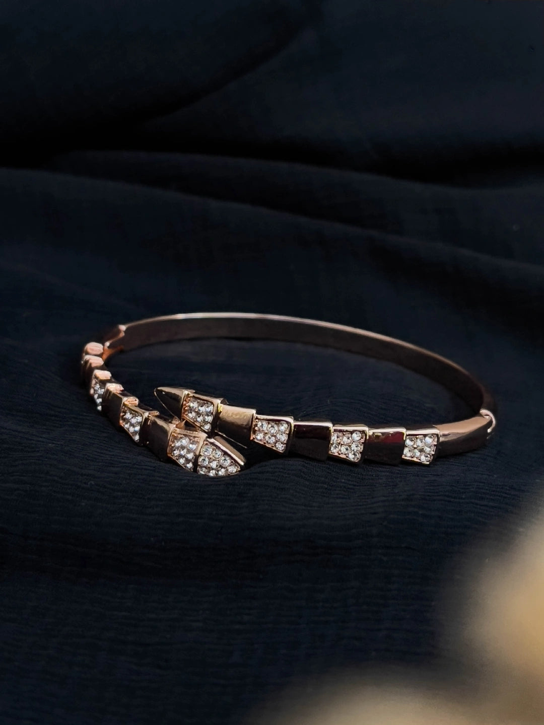 Ishhaara Bvlgari Serpenti Viper Bracelet