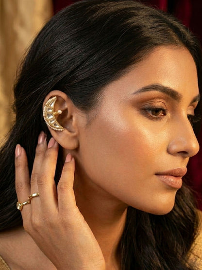 Ishhaara Chand Pacchi Kundan Earcuff