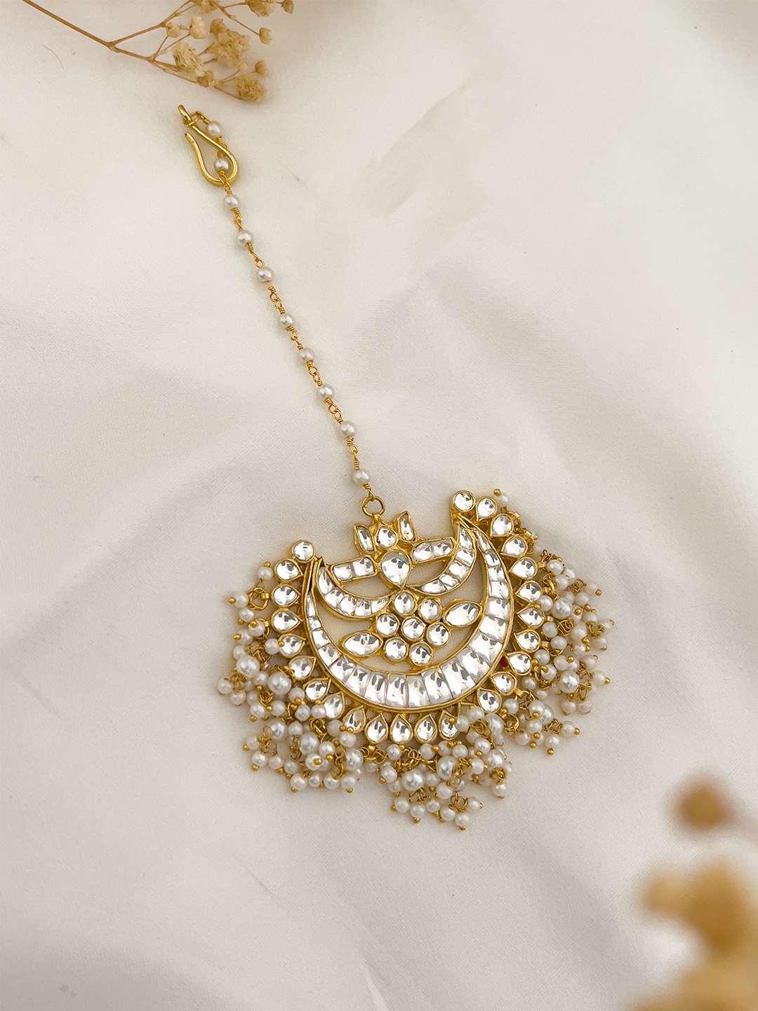 Ishhaara Chand Shaped Pachi Kundan Teeka