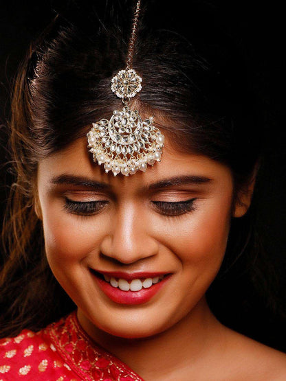 Ishhaara Chandbali Moti Teeka