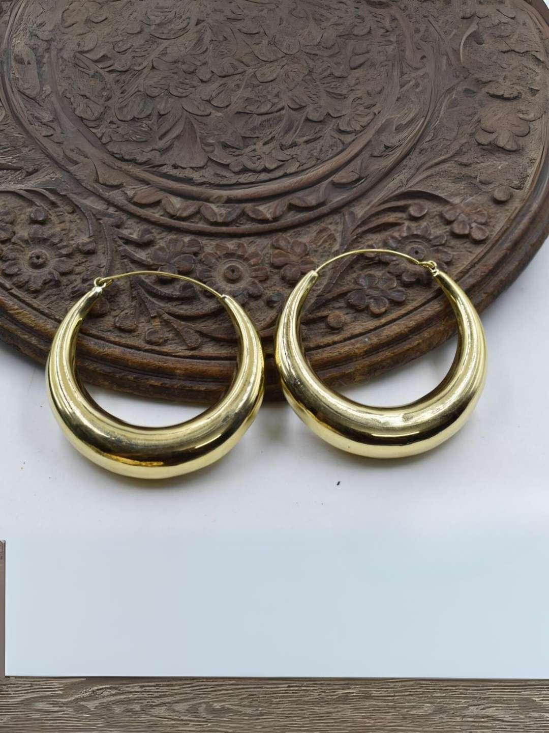 Ishhaara Chuncky Bohemian Hoop Earrings