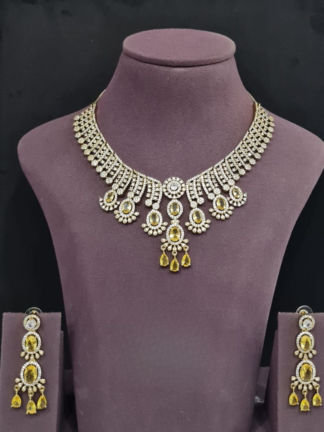Ishhaara Citrine Yellow Stone Diamond Necklace Set