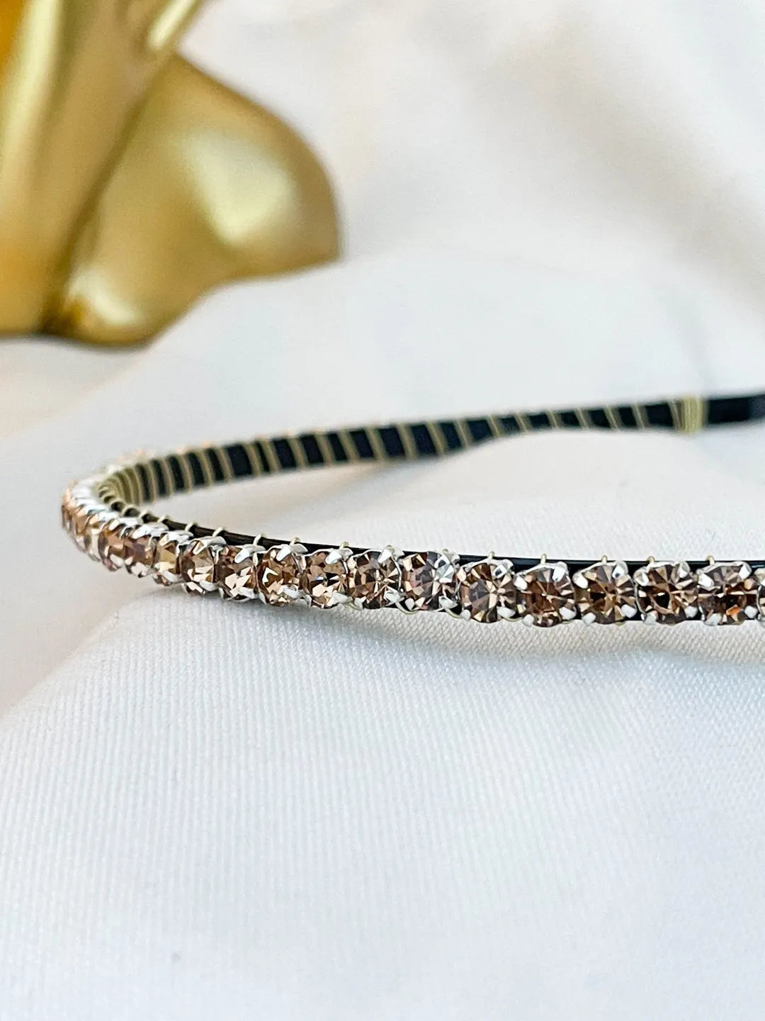 Ishhaara Classic Crystal Hairband