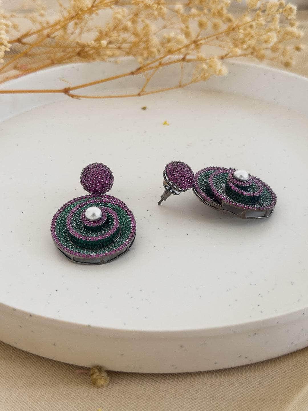 Ishhaara Classic Hoop Earrings