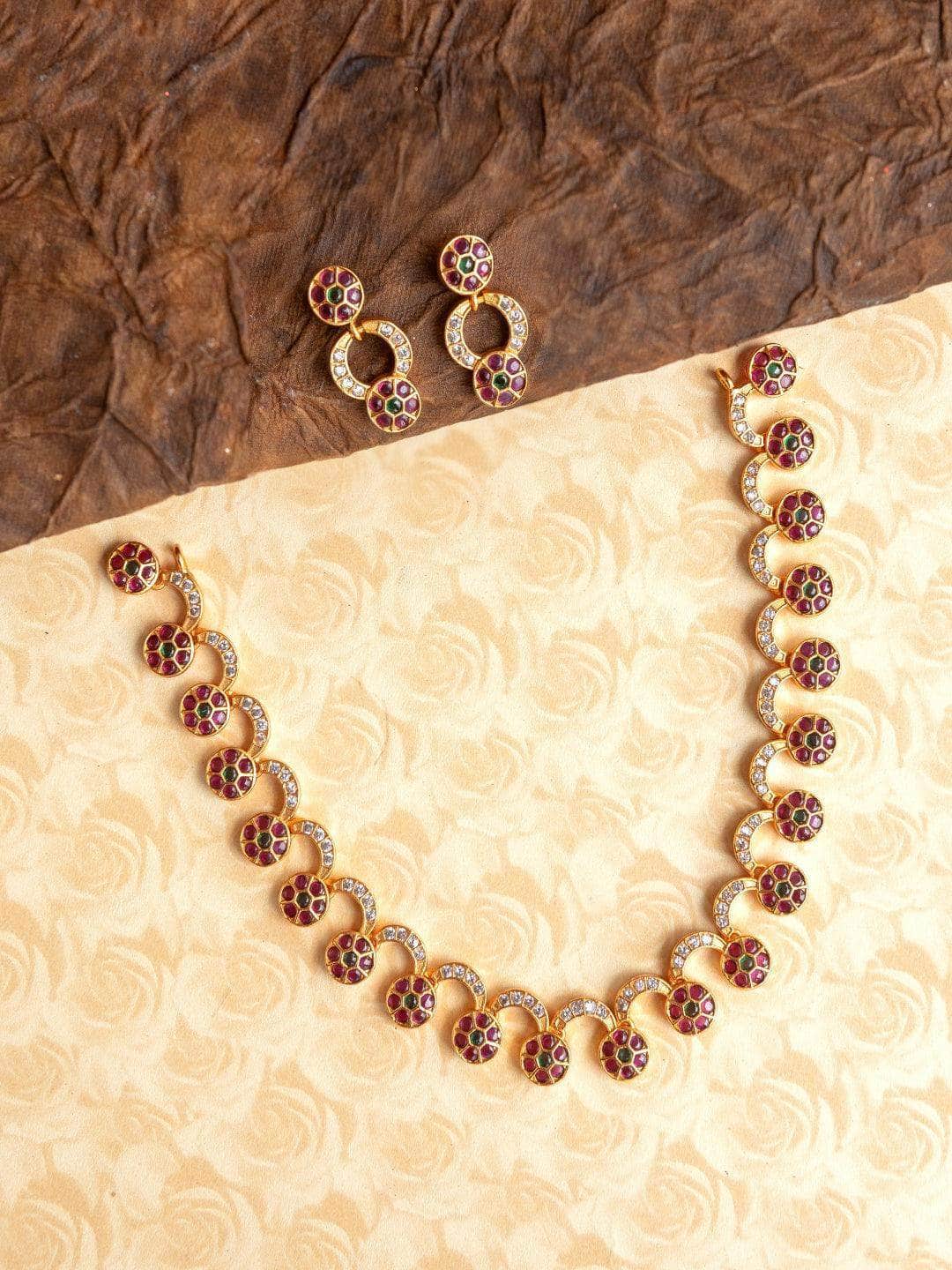 Ishhaara Classy Half Kemp Necklace
