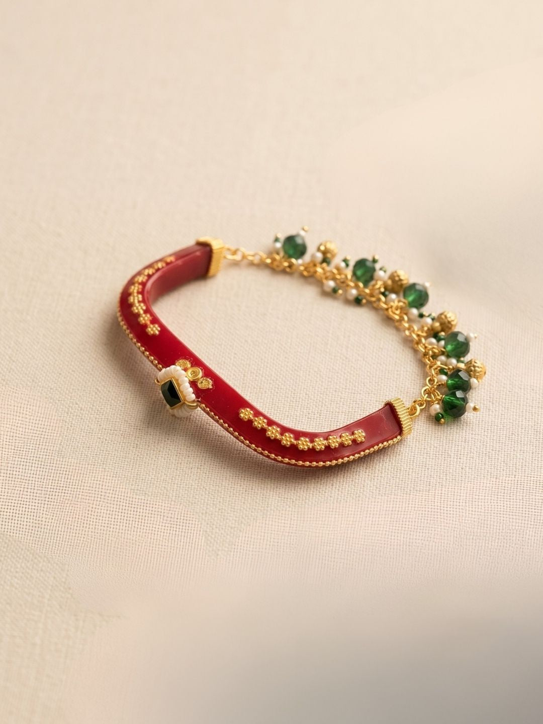 Ishhaara Classy Heritage Designer Kada