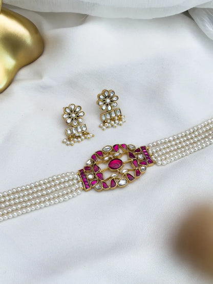 Ishhaara Classy Red Pendant Kundan Choker Set