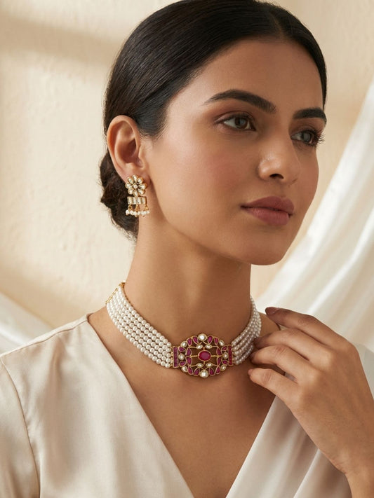 Ishhaara Classy Red Pendant Kundan Choker Set