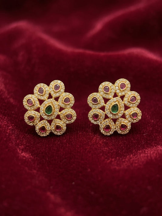 Ishhaara Classy Stud Earrings