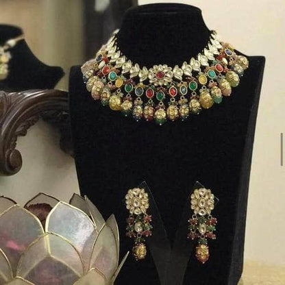 Ishhaara Close Flower Design Onex Necklace Set