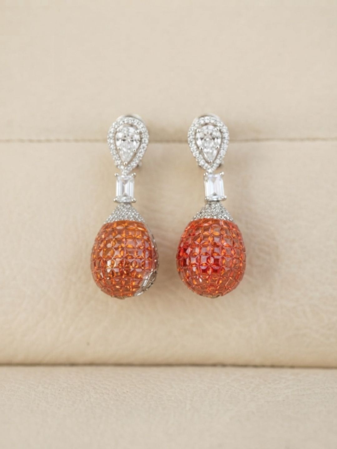 Ishhaara Cluster Of Diamond Earrings
