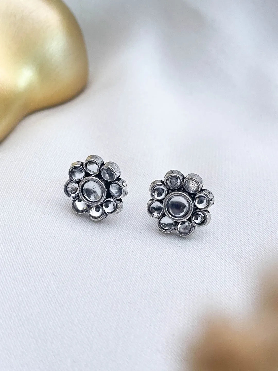 Ishhaara Contemporary Changeable Earrings Set