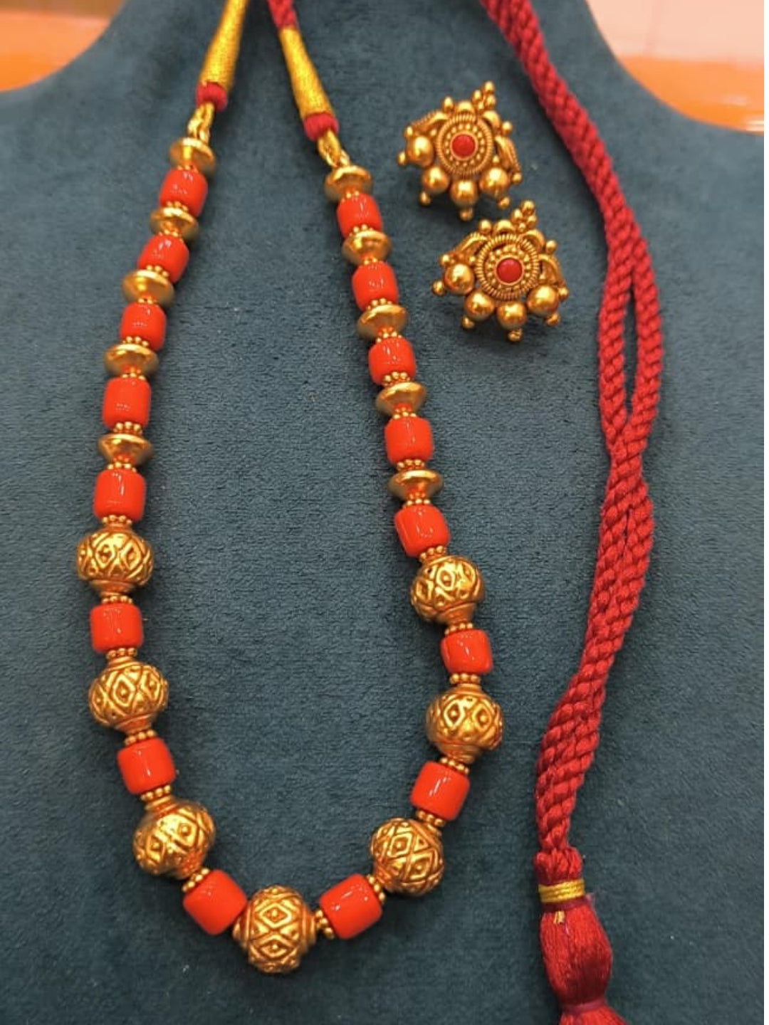 Ishhaara Coral Floral Gold Ball Beaded Necklace