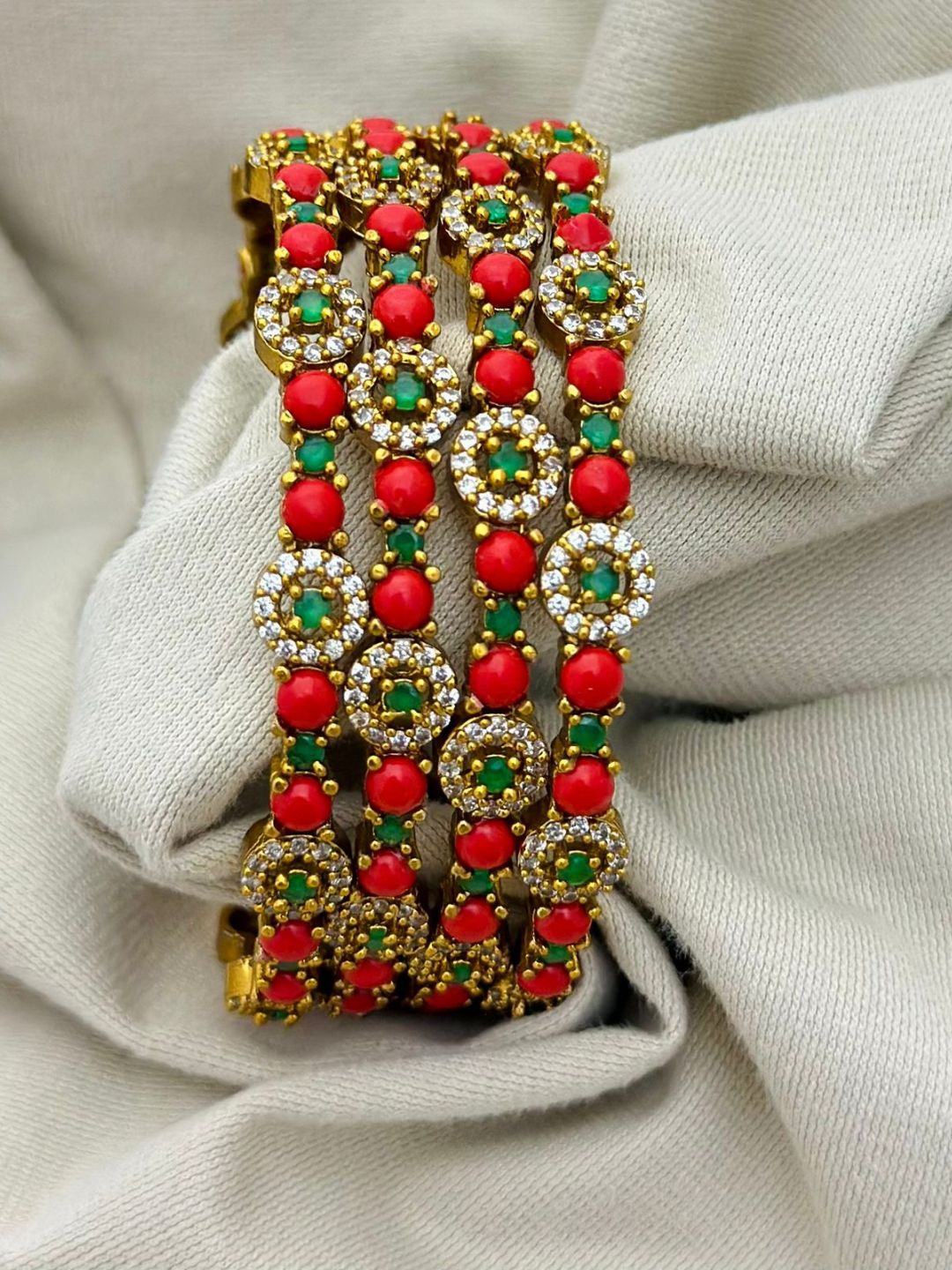 Ishhaara Coral Green Stone Bangle