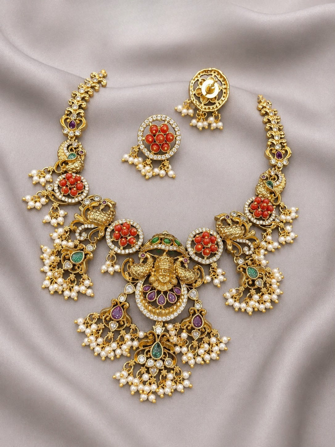 Ishhaara Coral Studded Guttapusalu Necklace