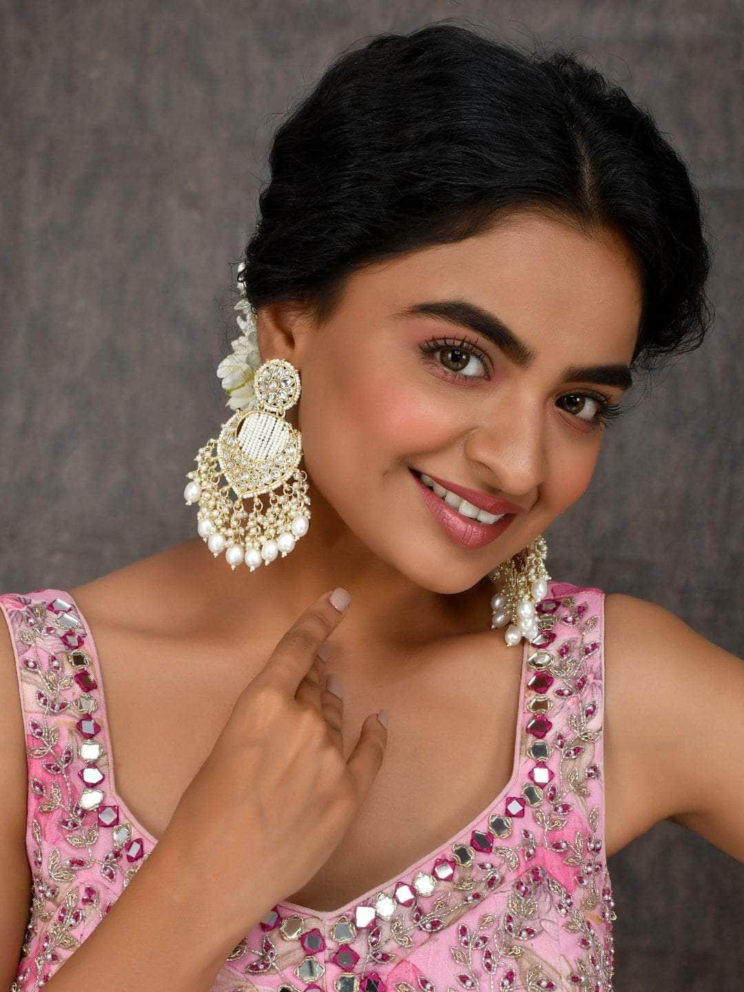 Ishhaara Creamy White Chandbali Kundan Pearl Earrings