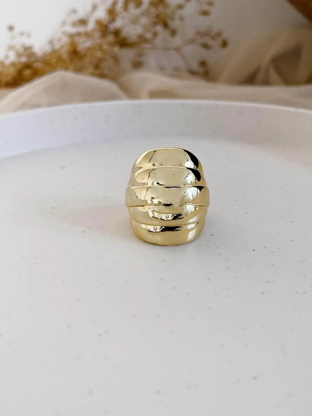 Ishhaara Croissant Rings