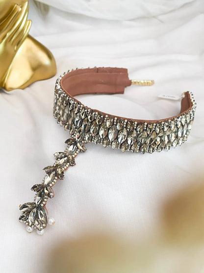 Ishhaara Crystal Tiara Hair Band With Maang Tikka