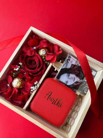 Ishhaara Customized Valentine Day Special Hamper