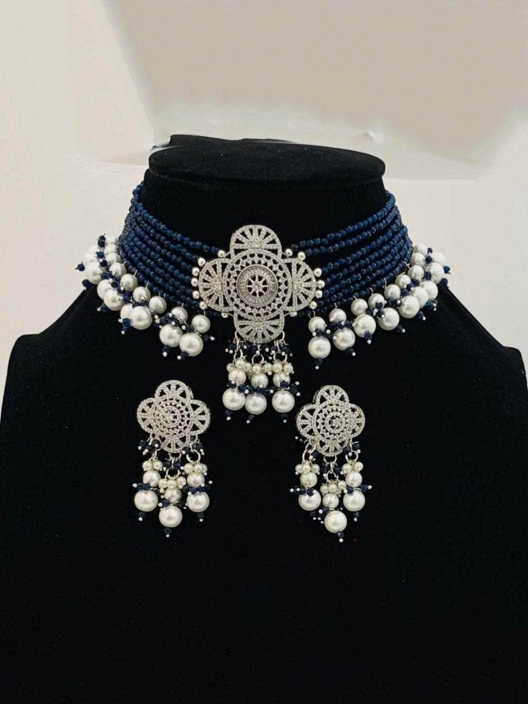 Ishhaara Snow Pearl Choker