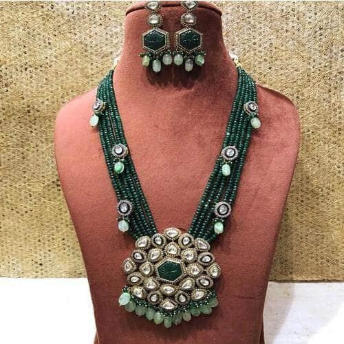 Ishhaara Ad Patchi Stone Pendant Necklace