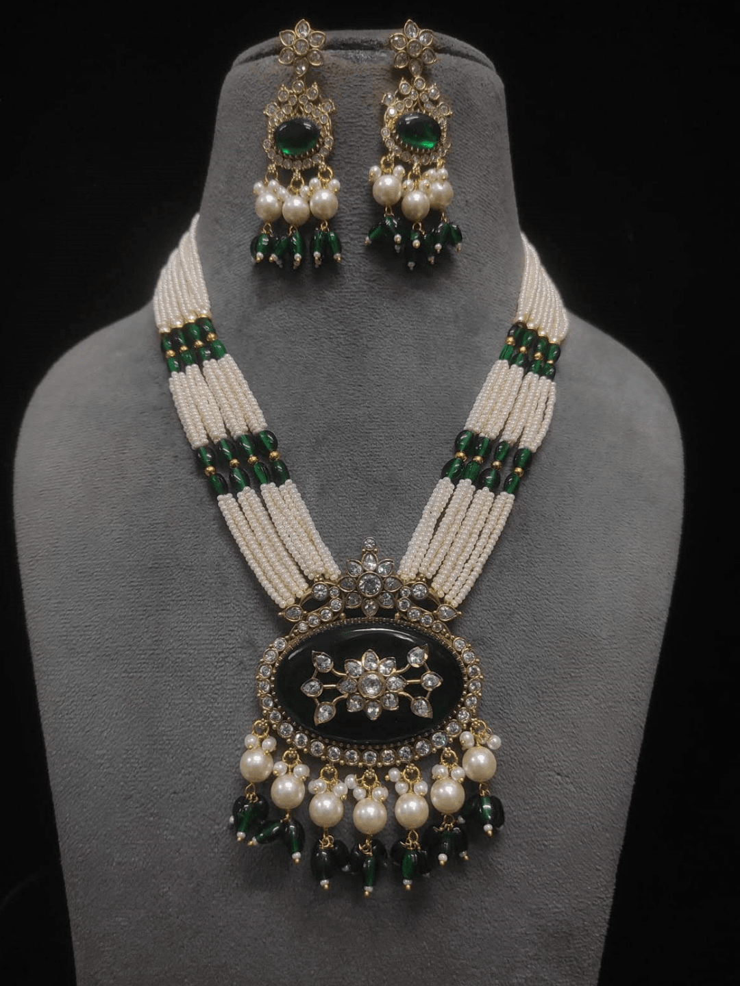 Ishhaara Beam Beaded Chain