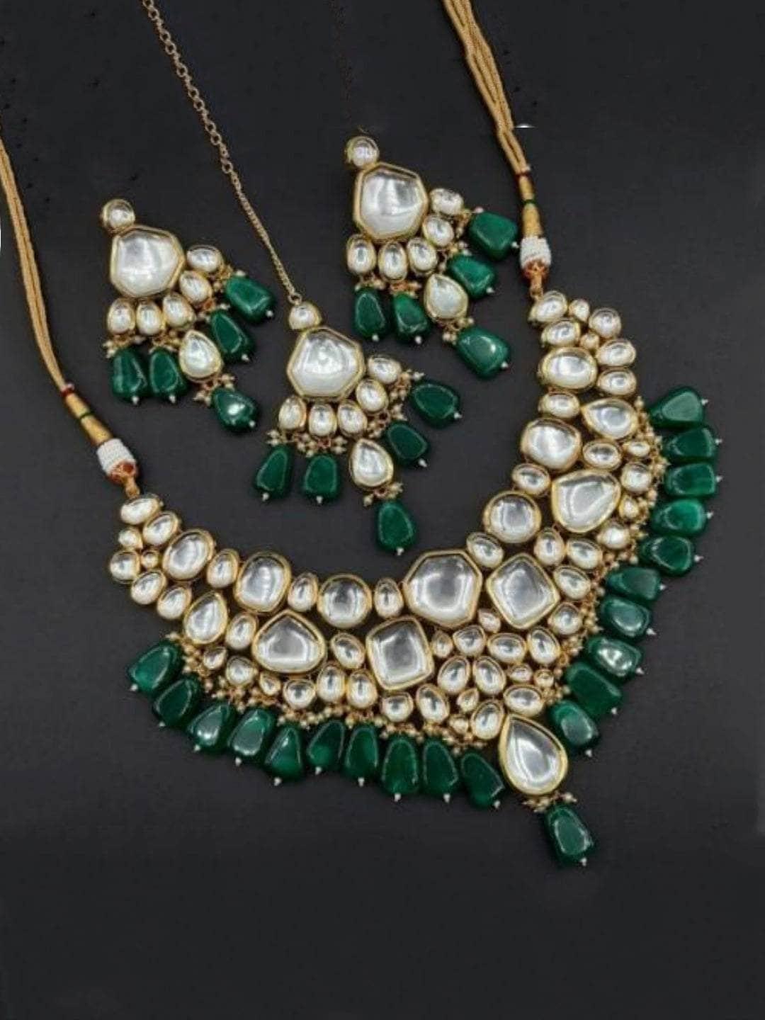 Ishhaara Dark Green Big Kundan Onex Necklace Set