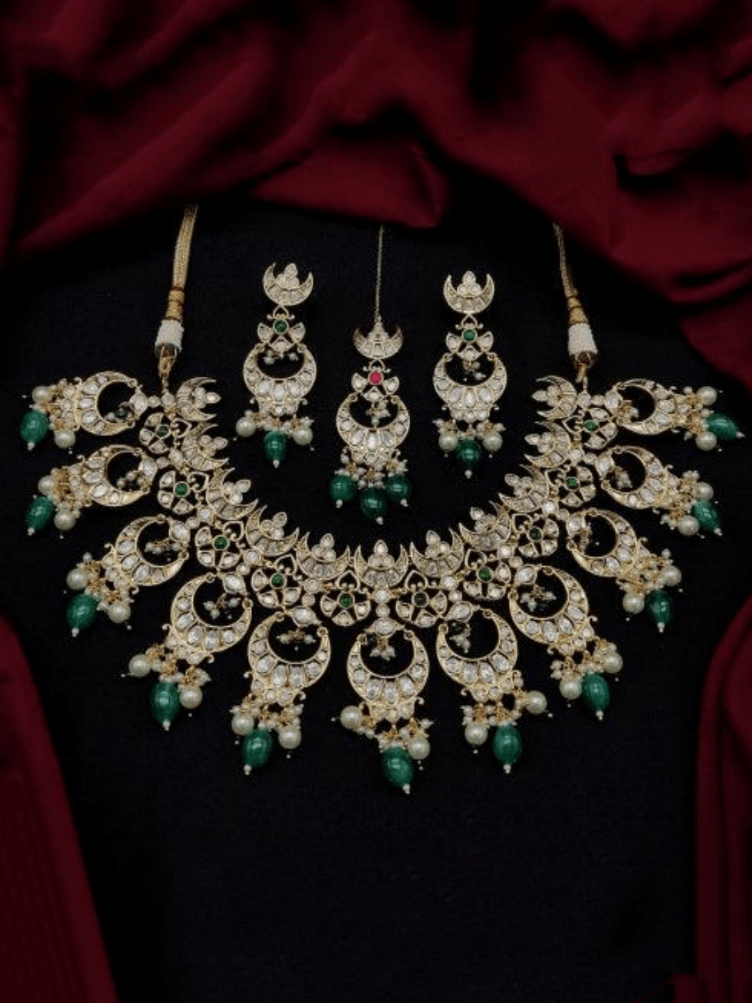 Ishhaara Dark Green Chand Kundan Choker Necklace Set