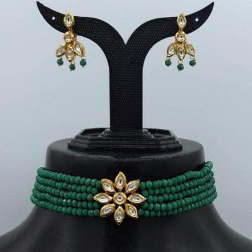 Ishhaara Delicate Flower Choker And Earring Set