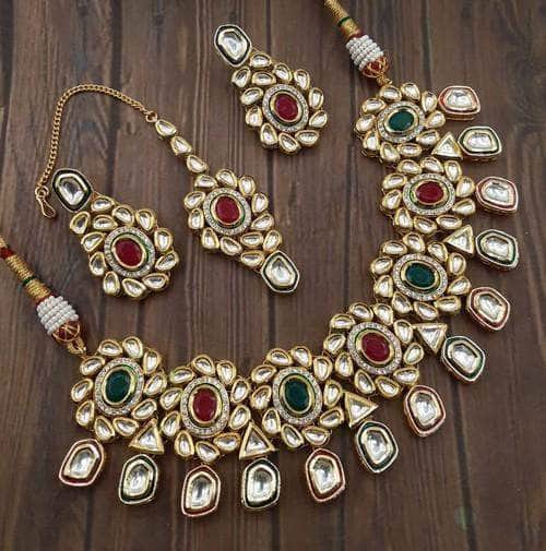 Ishhaara Dark Green Flower AD Kundna Pentagan Hanging Necklace Earring And Teeka Set
