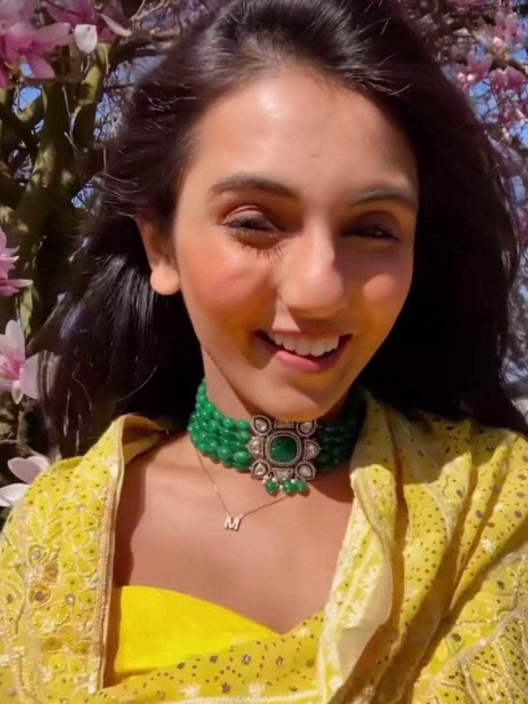 Ishhaara Dark Green Masoom Minawala In Square Pendant Beads Necklace