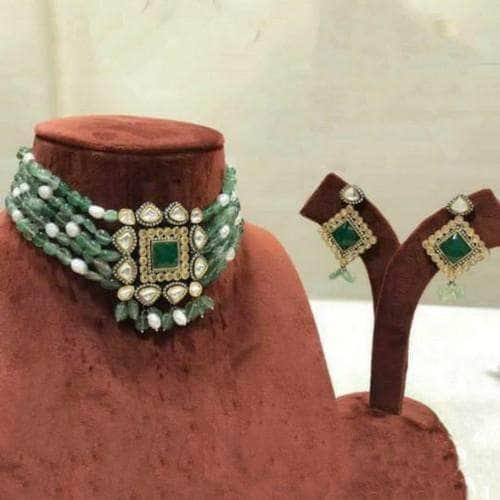 Ishhaara Square Pendant Choker Set